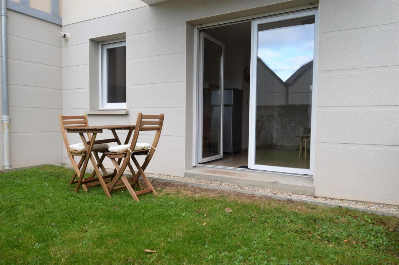 Jardin - A 50M De La Plage - Wifi - Parking Courseulles-sur-Mer Exterior foto
