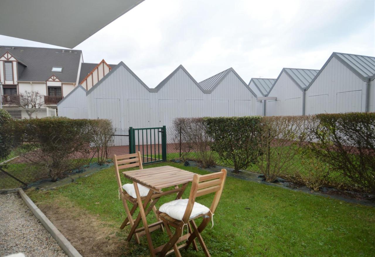 Jardin - A 50M De La Plage - Wifi - Parking Courseulles-sur-Mer Exterior foto